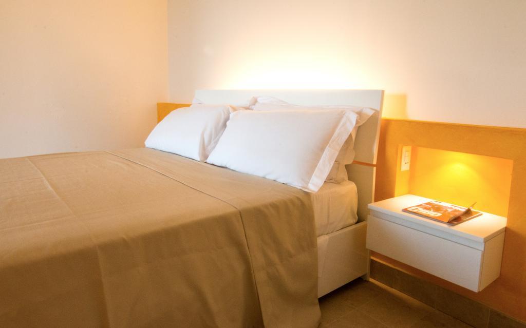Melus Maris Guest House Syracuse Room photo