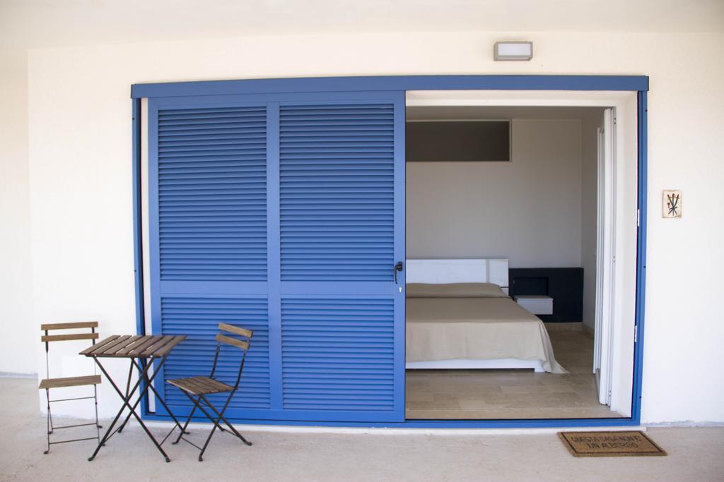 Melus Maris Guest House Syracuse Room photo